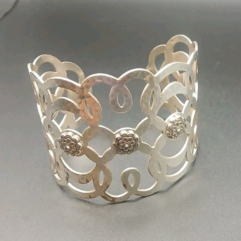 Brighton CLEO BLANC Silver Hammered Cuff Bracelet Retired VTG Openwork Filigree